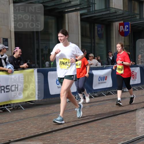 13.09.2026 - 21. swb-Marathon Bremen Strokosch-Dieckow http://msf.ph/oto/10357408 13.09.2026 11:17:50 Ziel 10191, 10192, 10459, 10513, 10713, 11482, 11808, 11829, 11943, 12177, 12178, 10137, 10756, 11367, 11709, 11932, 12023, 12226, 12292, 12321, 12334, 12373 meine-sportfotos.de