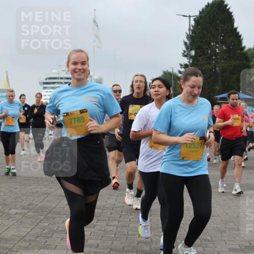 13.09.2026 - Kiel Lauf Andreas Tolksdorf http://msf.ph/oto/10357433 13.09.2026 09:59:58 Kiellinie 6142, 0138, 7789, 571, 12527, 36, 265, 4, 35, 6177 meine-sportfotos.de