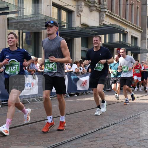 13.09.2026 - 21. swb-Marathon Bremen Strokosch-Dieckow http://msf.ph/oto/10357443 13.09.2026 13:34:32 Ziel 489, 1210, 1395, 1967, 2413, 2430, 2525, 2561, 2755, 2831, 3052, 3058, 3181, 3217, 3353, 3380, 3388, 3765, 3768, 3842, 5378, 5415, 5684, 5694, 5760, 6085, 6128, 6168, 6244, 6403, 6627, 6655, 6756, 7405, 7443, 7462, 7833, 8155, 8182, 8453, 8493, 8515, 8552, 8623, 8683, 9038, 9788, 9820, 13017, 13018, 13180, 682, 784, 809, 911, 1307, 1871, 2215, 2464, 3029, 3068, 3214, 3318, 3409, 3636, 3890, 4112, 4537, 4616, 5147, 5265, 5488, 5489, 5566, 5768, 5852 meine-sportfotos.de