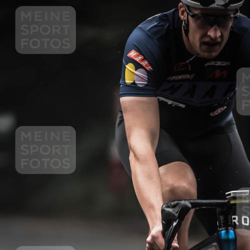 13.09.2026 - Stadtparktriathlon H.Heesch http://msf.ph/oto/10357448 13.09.2026 09:52:01 Radfahren 220, 311, 336 meine-sportfotos.de