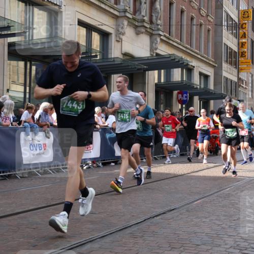 13.09.2026 - 21. swb-Marathon Bremen Strokosch-Dieckow http://msf.ph/oto/10357479 13.09.2026 13:34:33 Ziel 489, 1210, 1395, 1967, 2413, 2430, 2525, 2561, 2755, 2831, 3052, 3058, 3181, 3217, 3353, 3380, 3388, 3765, 3768, 3842, 5378, 5415, 5684, 5694, 5760, 6085, 6128, 6168, 6244, 6403, 6627, 6655, 6756, 7123, 7405, 7443, 7462, 7750, 7833, 8155, 8182, 8493, 8515, 8552, 8623, 8683, 9038, 9788, 9820, 13017, 13018, 13060, 13180, 682, 784, 809, 911, 1307, 1395, 1871, 2215, 3029, 3052, 3058, 3068, 3214, 3318, 3388, 3409, 3636, 3890, 4112, 4537, 4616, 5147, 5265, 5488, 5566, 5760, 5852 meine-sportfotos.de