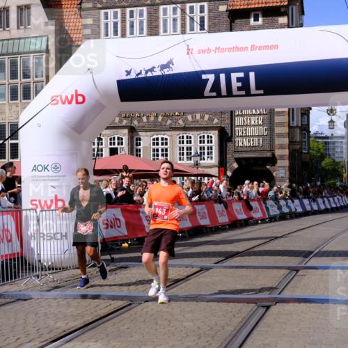 13.09.2026 - 21. swb-Marathon Bremen Tim E. http://msf.ph/oto/10357487 13.09.2026 12:52:38 Ziel 959, 1357, 1507 meine-sportfotos.de