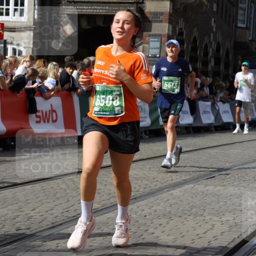 13.09.2026 - 21. swb-Marathon Bremen Strokosch-Dieckow http://msf.ph/oto/10357488 13.09.2026 13:33:50 Ziel 930, 1124, 2960, 2980, 3201, 3562, 4052, 4219, 4243, 4492, 4536, 4543, 4565, 5560, 5660, 5726, 5861, 5862, 5914, 6256, 6421, 6538, 6597, 6777, 6844, 6882, 6915, 6997, 7145, 7421, 7523, 7633, 7652, 7789, 7863, 8093, 8177, 8501, 8599, 8602, 8691, 9206, 9508, 9616, 9856, 9883, 10114, 13078, 13084, 1656, 2727, 3389, 3522, 3790, 4613, 5341, 5563, 5587, 6151, 6509, 6623, 7047, 7303, 7354, 7431, 8025, 8512, 8641, 8910 meine-sportfotos.de