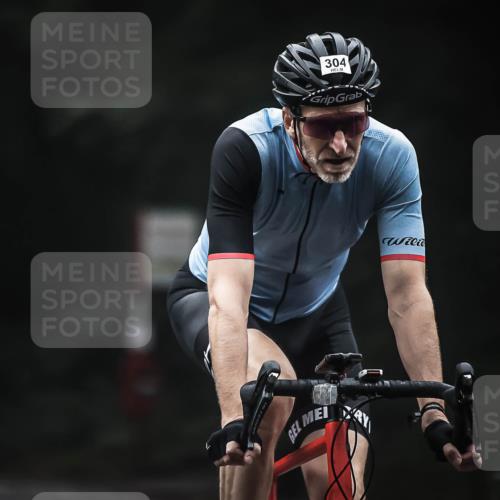 13.09.2026 - Stadtparktriathlon H.Heesch http://msf.ph/oto/10357548 13.09.2026 09:52:24 Radfahren 219, 304, 324 meine-sportfotos.de