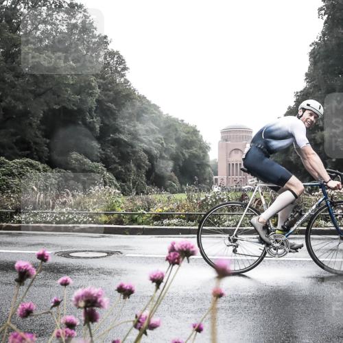 13.09.2026 - Stadtparktriathlon H.Heesch http://msf.ph/oto/10357551 13.09.2026 13:12:17 Radfahren 1195, 1409 meine-sportfotos.de