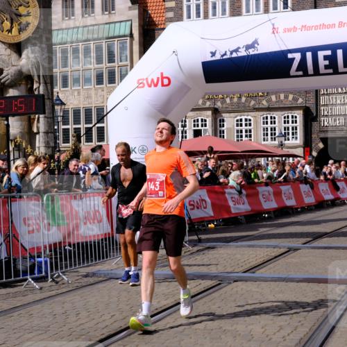 13.09.2026 - 21. swb-Marathon Bremen Tim E. http://msf.ph/oto/10357552 13.09.2026 12:52:39 Ziel 525, 959, 1357, 1507 meine-sportfotos.de
