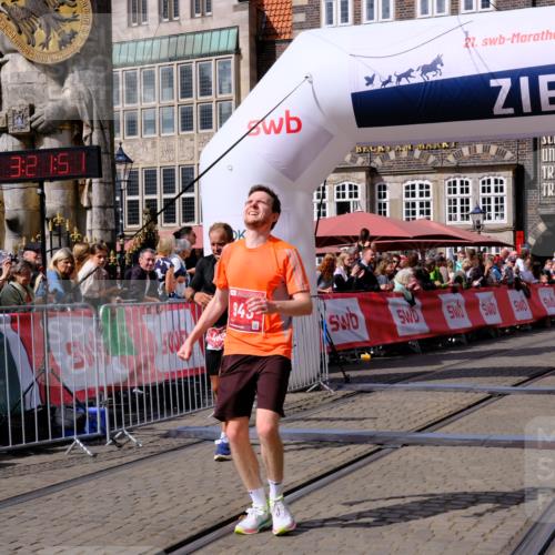 13.09.2026 - 21. swb-Marathon Bremen Tim E. http://msf.ph/oto/10357567 13.09.2026 12:52:40 Ziel 525, 959, 1357, 1507, 7768 meine-sportfotos.de