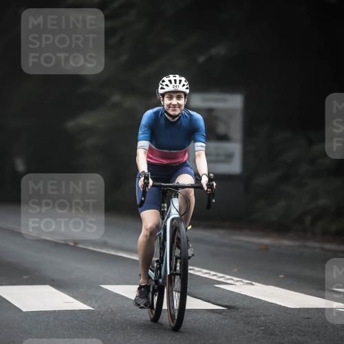 13.09.2026 - Stadtparktriathlon H.Heesch http://msf.ph/oto/10357592 13.09.2026 09:52:36 Radfahren 241, 331, 332, 341 meine-sportfotos.de