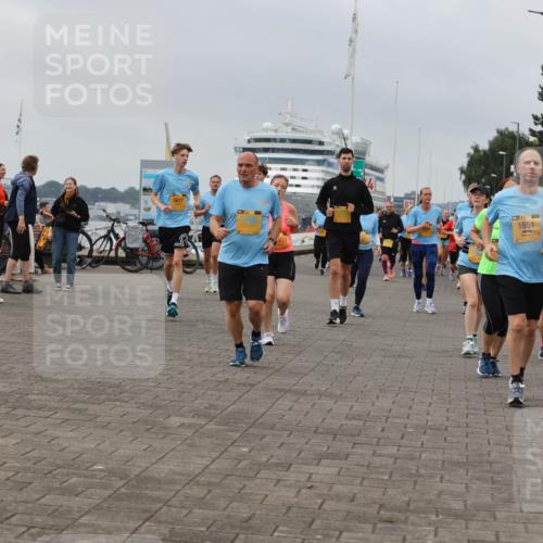 13.09.2026 - Kiel Lauf Andreas Tolksdorf http://msf.ph/oto/10357604 13.09.2026 10:00:05 Kiellinie 5677, 1651, 8974 meine-sportfotos.de