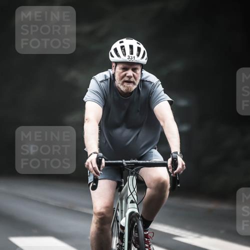 13.09.2026 - Stadtparktriathlon H.Heesch http://msf.ph/oto/10357629 13.09.2026 09:52:38 Radfahren 241, 331, 332, 341 meine-sportfotos.de