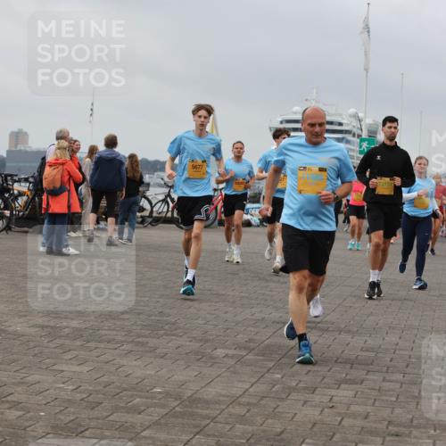 13.09.2026 - Kiel Lauf Andreas Tolksdorf http://msf.ph/oto/10357648 13.09.2026 10:00:07 Kiellinie 5677, 39, 12151 meine-sportfotos.de
