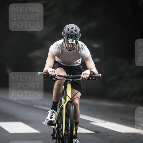 13.09.2026 - Stadtparktriathlon H.Heesch http://msf.ph/oto/10357659 13.09.2026 09:52:42 Radfahren 241, 255, 308, 331, 332 meine-sportfotos.de