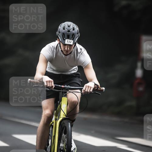 13.09.2026 - Stadtparktriathlon H.Heesch http://msf.ph/oto/10357674 13.09.2026 09:52:42 Radfahren 241, 255, 308, 331, 332 meine-sportfotos.de