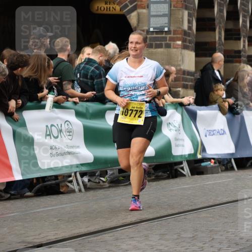 13.09.2026 - 21. swb-Marathon Bremen Strokosch-Dieckow http://msf.ph/oto/10357685 13.09.2026 10:57:14 Ziel 10157, 10408, 10486, 10610, 10771, 10888, 11000, 11079, 11328, 11872, 11946, 12032, 12284, 12434, 10226, 10300, 10394, 10517, 10518, 10687, 11365, 11498, 11609, 11734, 12037, 12111, 12263, 12372, 12400, 12411 meine-sportfotos.de