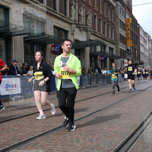 13.09.2026 - 21. swb-Marathon Bremen Strokosch-Dieckow http://msf.ph/oto/10357687 13.09.2026 11:18:01 Ziel 10176, 10191, 10192, 10459, 10513, 10535, 10651, 10895, 11829, 11943, 12177, 12178, 10137, 10713, 11367, 11482, 11808, 11932, 12023, 12226, 12292, 12321, 12373 meine-sportfotos.de