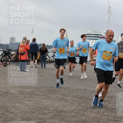 13.09.2026 - Kiel Lauf Andreas Tolksdorf http://msf.ph/oto/10357690 13.09.2026 10:00:07 Kiellinie 5677, 10980, 2927, 38, 11585 meine-sportfotos.de