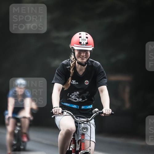 13.09.2026 - Stadtparktriathlon H.Heesch http://msf.ph/oto/10357706 13.09.2026 09:52:48 Radfahren 228, 255, 256, 308, 323 meine-sportfotos.de