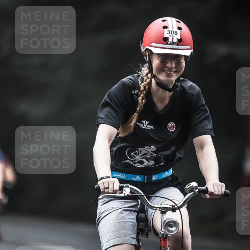 13.09.2026 - Stadtparktriathlon H.Heesch http://msf.ph/oto/10357719 13.09.2026 09:52:49 Radfahren 228, 255, 256, 308, 323 meine-sportfotos.de