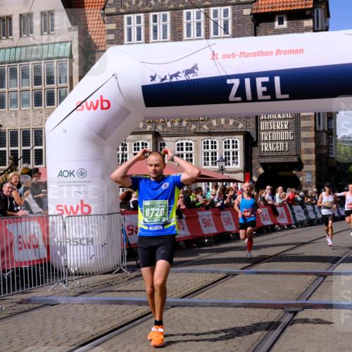 13.09.2026 - 21. swb-Marathon Bremen Tim E. http://msf.ph/oto/10357763 13.09.2026 12:53:07 Ziel 417, 553, 2100, 7244, 8077, 8729, 9522 meine-sportfotos.de