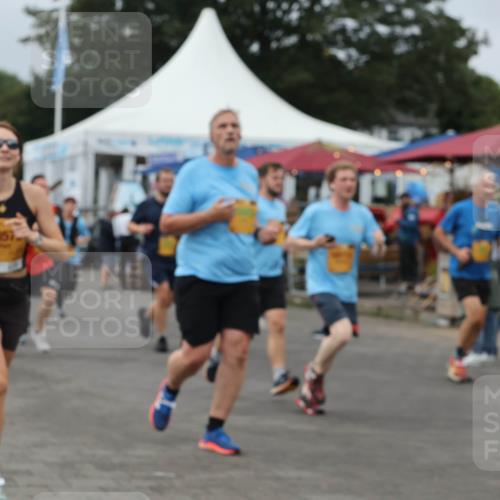 13.09.2026 - Kiel Lauf Andreas Tolksdorf http://msf.ph/oto/10357768 13.09.2026 10:00:12 Kiellinie 38, 980, 1057 meine-sportfotos.de