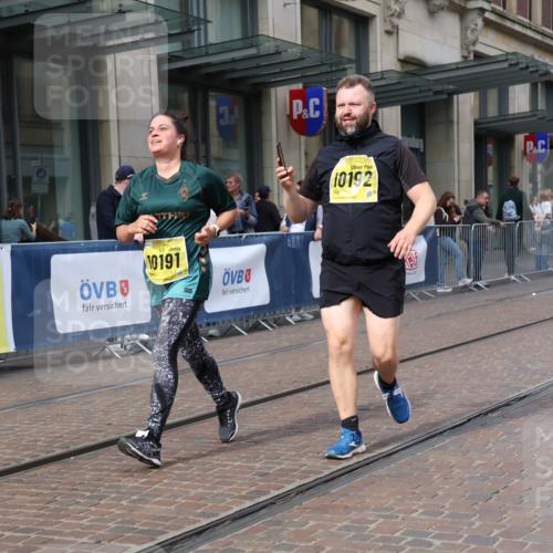 13.09.2026 - 21. swb-Marathon Bremen Strokosch-Dieckow http://msf.ph/oto/10357778 13.09.2026 11:18:04 Ziel 10176, 10191, 10192, 10194, 10459, 10513, 10535, 10600, 10651, 10895, 10899, 12177, 12178, 10137, 10713, 11367, 11482, 11808, 11829, 11932, 11943, 12023, 12226, 12321, 12373 meine-sportfotos.de