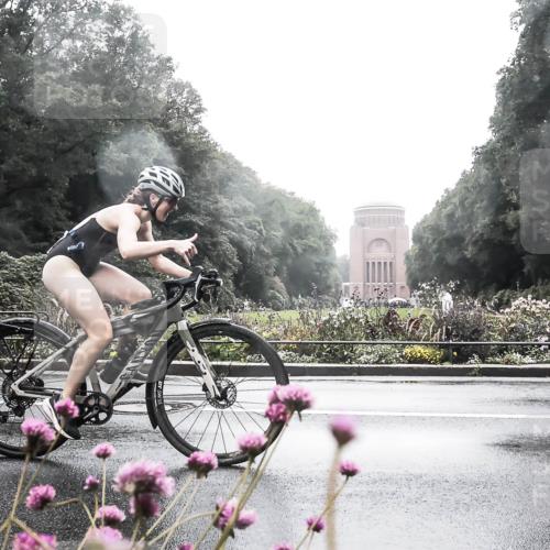 13.09.2026 - Stadtparktriathlon H.Heesch http://msf.ph/oto/10357826 13.09.2026 13:14:00 Radfahren 1286, 1385, 1461 meine-sportfotos.de
