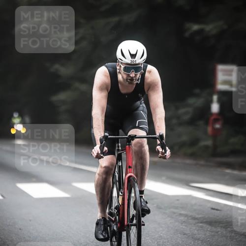 13.09.2026 - Stadtparktriathlon H.Heesch http://msf.ph/oto/10357910 13.09.2026 09:53:17 Radfahren 233, 236, 301, 326 meine-sportfotos.de