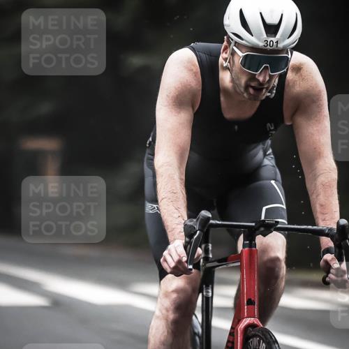 13.09.2026 - Stadtparktriathlon H.Heesch http://msf.ph/oto/10357924 13.09.2026 09:53:17 Radfahren 233, 236, 301, 326 meine-sportfotos.de