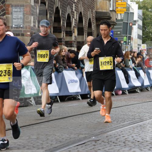 13.09.2026 - 21. swb-Marathon Bremen Strokosch-Dieckow http://msf.ph/oto/10357930 13.09.2026 10:57:20 Ziel 10157, 10408, 10610, 10772, 11000, 11079, 11236, 11328, 11484, 11946, 12032, 12284, 10177, 10226, 10300, 10394, 10517, 10518, 11106, 11365, 11480, 11498, 11609, 11734, 11965, 11966, 12037, 12111, 12372 meine-sportfotos.de