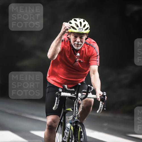 13.09.2026 - Stadtparktriathlon H.Heesch http://msf.ph/oto/10357989 13.09.2026 09:53:35 Radfahren 273, 329 meine-sportfotos.de