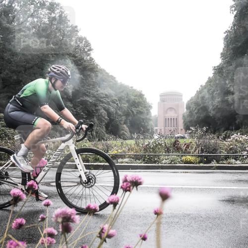 13.09.2026 - Stadtparktriathlon H.Heesch http://msf.ph/oto/10358028 13.09.2026 13:15:30 Radfahren 1281 meine-sportfotos.de