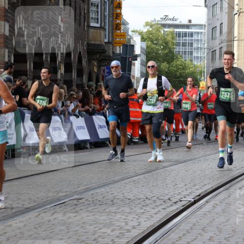 13.09.2026 - 21. swb-Marathon Bremen Strokosch-Dieckow http://msf.ph/oto/10358032 13.09.2026 13:37:39 Ziel 270, 391, 448, 869, 1180, 1854, 3333, 3627, 3823, 4628, 4932, 4947, 5388, 5547, 5577, 5612, 5738, 5791, 6046, 6904, 6947, 7571, 8268, 8439, 8443, 8458, 8553, 8748, 8753, 9140, 9701, 13077, 581, 1851, 2342, 4159, 4394, 4942, 5783, 5784, 6001, 6083, 6596, 6795, 7540, 7635, 7815, 7894, 7985, 8010, 8204, 8315, 8316, 8440, 8450, 8972, 9099, 9481, 9774, 13228 meine-sportfotos.de