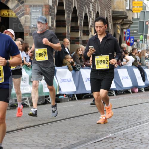13.09.2026 - 21. swb-Marathon Bremen Strokosch-Dieckow http://msf.ph/oto/10358033 13.09.2026 10:57:20 Ziel 10157, 10408, 10610, 10772, 11000, 11079, 11236, 11328, 11484, 11946, 12032, 12284, 10177, 10226, 10300, 10394, 10517, 10518, 11106, 11365, 11480, 11498, 11609, 11734, 11965, 11966, 12037, 12111, 12372 meine-sportfotos.de