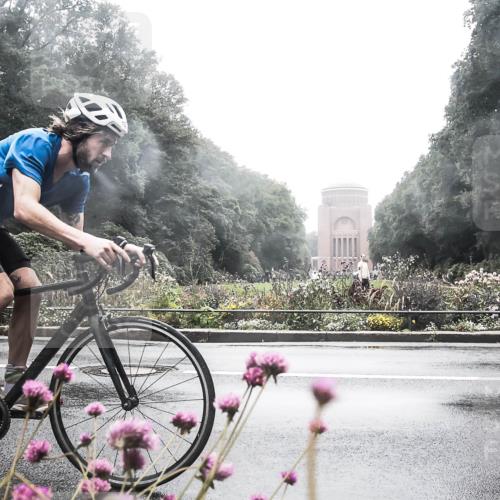 13.09.2026 - Stadtparktriathlon H.Heesch http://msf.ph/oto/10358060 13.09.2026 13:15:48 Radfahren 1300, 1423 meine-sportfotos.de