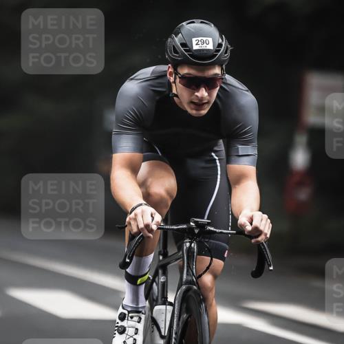 13.09.2026 - Stadtparktriathlon H.Heesch http://msf.ph/oto/10358064 13.09.2026 09:53:46 Radfahren 243, 289, 290, 328, 329 meine-sportfotos.de
