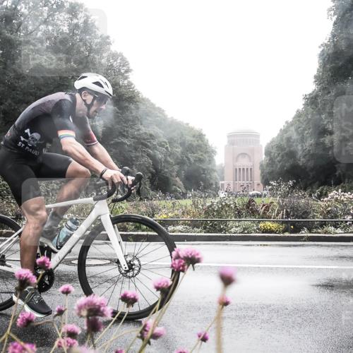 13.09.2026 - Stadtparktriathlon H.Heesch http://msf.ph/oto/10358065 13.09.2026 13:15:54 Radfahren 1221, 1307 meine-sportfotos.de