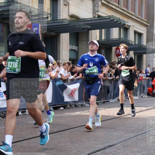 13.09.2026 - 21. swb-Marathon Bremen Strokosch-Dieckow http://msf.ph/oto/10358068 13.09.2026 13:34:50 Ziel 489, 536, 2003, 2366, 2413, 2430, 2492, 2625, 3063, 3217, 3311, 3768, 3916, 4487, 4635, 4985, 5016, 5125, 5647, 6320, 6391, 6403, 6627, 6655, 6750, 6756, 7123, 7405, 7657, 7703, 7750, 7998, 8300, 8328, 8515, 8623, 9017, 9216, 9526, 9527, 13017, 13018, 13051, 13060, 489, 784, 809, 1210, 1395, 1871, 1967, 2525, 2561, 2755, 2831, 3052, 3058, 3181, 3217, 3318, 3353, 3380, 3388, 3409, 3765, 3768, 3842, 4537, 5378, 5415, 5488, 5684, 5694, 5760, 6085 meine-sportfotos.de