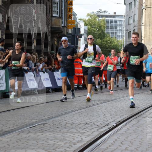 13.09.2026 - 21. swb-Marathon Bremen Strokosch-Dieckow http://msf.ph/oto/10358074 13.09.2026 13:37:39 Ziel 270, 391, 448, 869, 1180, 1854, 3333, 3627, 3823, 4628, 4932, 4947, 5388, 5547, 5577, 5612, 5738, 5791, 6046, 6904, 6947, 7571, 8268, 8439, 8443, 8458, 8553, 8748, 8753, 9140, 9701, 13077, 581, 1851, 2342, 4159, 4394, 4942, 5783, 5784, 6001, 6083, 6596, 6795, 7540, 7635, 7815, 7894, 7985, 8010, 8204, 8315, 8316, 8440, 8450, 8972, 9099, 9481, 9774, 13228 meine-sportfotos.de