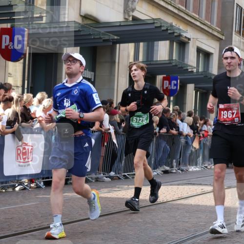 13.09.2026 - 21. swb-Marathon Bremen Strokosch-Dieckow http://msf.ph/oto/10358081 13.09.2026 13:34:50 Ziel 489, 536, 2003, 2366, 2413, 2430, 2492, 2625, 3063, 3217, 3311, 3768, 3916, 4487, 4635, 4985, 5016, 5125, 5647, 6320, 6391, 6403, 6627, 6655, 6750, 6756, 7123, 7405, 7657, 7703, 7750, 7998, 8300, 8328, 8515, 8623, 9017, 9216, 9526, 9527, 13017, 13018, 13051, 13060, 489, 784, 809, 1210, 1395, 1871, 1967, 2525, 2561, 2755, 2831, 3052, 3058, 3181, 3217, 3318, 3353, 3380, 3388, 3409, 3765, 3768, 3842, 4537, 5378, 5415, 5488, 5684, 5694, 5760, 6085 meine-sportfotos.de