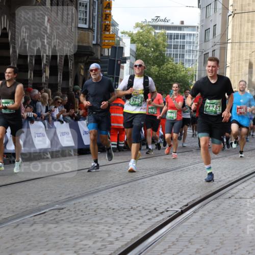 13.09.2026 - 21. swb-Marathon Bremen Strokosch-Dieckow http://msf.ph/oto/10358095 13.09.2026 13:37:39 Ziel 270, 391, 448, 869, 1180, 1854, 3333, 3627, 3823, 4628, 4932, 4947, 5388, 5547, 5577, 5612, 5738, 5791, 6046, 6904, 6947, 7571, 8268, 8439, 8443, 8458, 8553, 8748, 8753, 9140, 9701, 13077, 581, 1851, 2342, 4159, 4394, 4942, 5783, 5784, 6001, 6083, 6596, 6795, 7540, 7635, 7815, 7894, 7985, 8010, 8204, 8315, 8316, 8440, 8450, 8972, 9099, 9481, 9774, 13228 meine-sportfotos.de