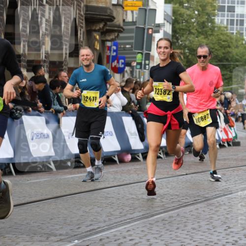 13.09.2026 - 21. swb-Marathon Bremen Strokosch-Dieckow http://msf.ph/oto/10358144 13.09.2026 10:57:23 Ziel 10157, 10408, 10578, 10610, 10700, 10772, 11000, 11079, 11236, 11292, 11328, 11484, 11667, 11946, 12032, 10177, 10300, 10394, 11106, 11245, 11365, 11480, 11498, 11734, 11965, 11966, 12037, 12111, 12222, 12372 meine-sportfotos.de