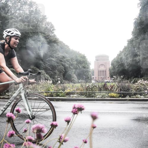 13.09.2026 - Stadtparktriathlon H.Heesch http://msf.ph/oto/10358181 13.09.2026 13:16:37 Radfahren 1249, 1327 meine-sportfotos.de