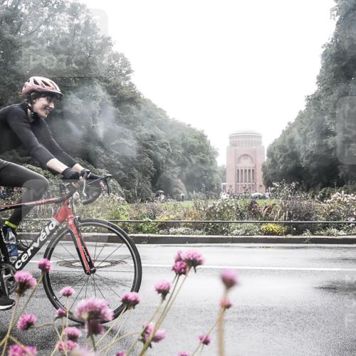 13.09.2026 - Stadtparktriathlon H.Heesch http://msf.ph/oto/10358198 13.09.2026 13:16:50 Radfahren 1421 meine-sportfotos.de