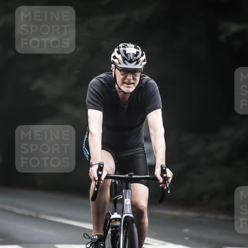 13.09.2026 - Stadtparktriathlon H.Heesch http://msf.ph/oto/10358214 13.09.2026 09:53:59 Radfahren 229, 232, 251, 261, 267, 274 meine-sportfotos.de
