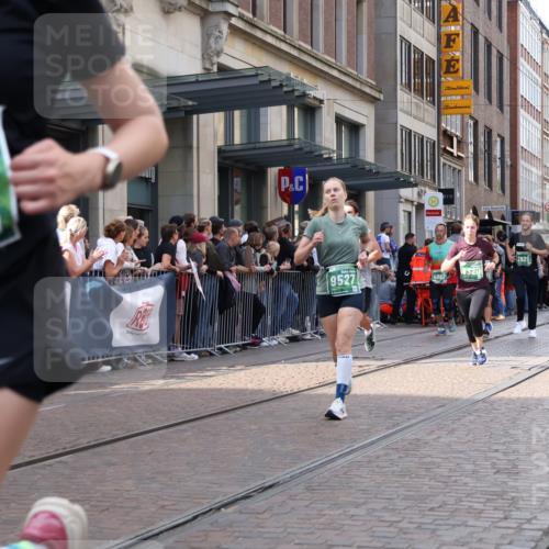 13.09.2026 - 21. swb-Marathon Bremen Strokosch-Dieckow http://msf.ph/oto/10358232 13.09.2026 13:34:55 Ziel 536, 1150, 2003, 2366, 2492, 2625, 2866, 3063, 3311, 3916, 4062, 4487, 4635, 4985, 5016, 5125, 5647, 6315, 6320, 6391, 6403, 6750, 6837, 7123, 7305, 7377, 7405, 7657, 7703, 7750, 7998, 8300, 8328, 8401, 8530, 8773, 8915, 9017, 9216, 9526, 9527, 13017, 13018, 13051, 13060, 489, 1210, 1395, 1967, 2413, 2430, 2525, 2561, 2755, 2831, 3052, 3058, 3181, 3217, 3353, 3380, 3388, 3765, 3768, 3842, 4537, 5378, 5415, 5684, 5694, 5760, 6085, 6627, 6655, 6756, 8515 meine-sportfotos.de