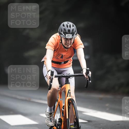 13.09.2026 - Stadtparktriathlon H.Heesch http://msf.ph/oto/10358250 13.09.2026 09:54:16 Radfahren 216, 226, 257 meine-sportfotos.de