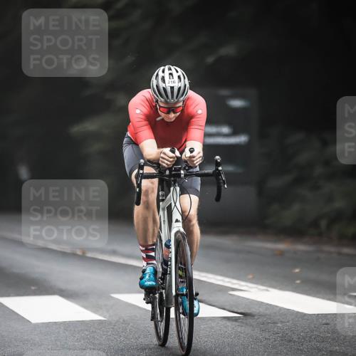 13.09.2026 - Stadtparktriathlon H.Heesch http://msf.ph/oto/10358275 13.09.2026 09:54:19 Radfahren 216, 226, 257, 298, 302, 317 meine-sportfotos.de