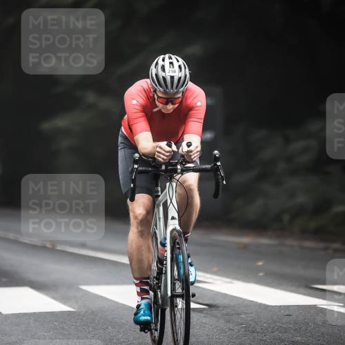 13.09.2026 - Stadtparktriathlon H.Heesch http://msf.ph/oto/10358277 13.09.2026 09:54:19 Radfahren 216, 226, 257, 298, 302, 317 meine-sportfotos.de