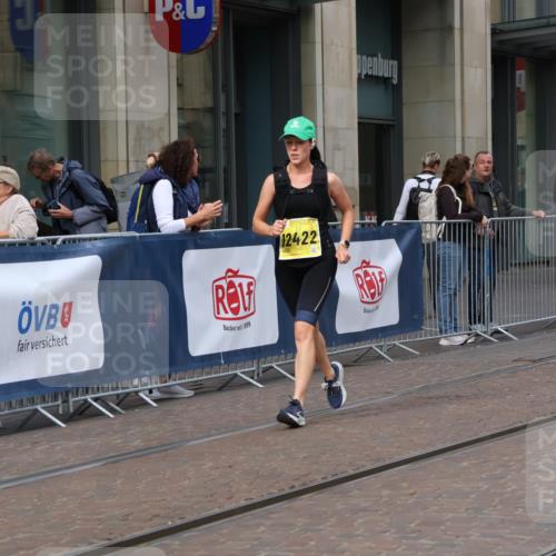 13.09.2026 - 21. swb-Marathon Bremen Strokosch-Dieckow http://msf.ph/oto/10358280 13.09.2026 11:18:30 Ziel 10005, 10202, 10264, 10344, 10524, 10568, 10997, 11443, 11629, 11794, 12090, 12371, 12422, 12561, 10176, 10191, 10192, 10194, 10459, 10513, 10535, 10600, 10651, 10895, 10899, 12177, 12178 meine-sportfotos.de