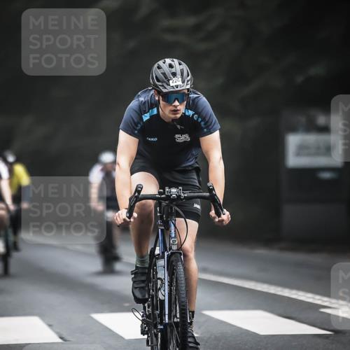 13.09.2026 - Stadtparktriathlon H.Heesch http://msf.ph/oto/10358295 13.09.2026 09:54:21 Radfahren 216, 223, 226, 257, 298, 302, 317 meine-sportfotos.de
